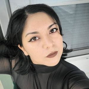 Meet your Posher, Andreya